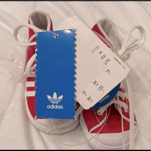 Adidas Hightop Sneakers